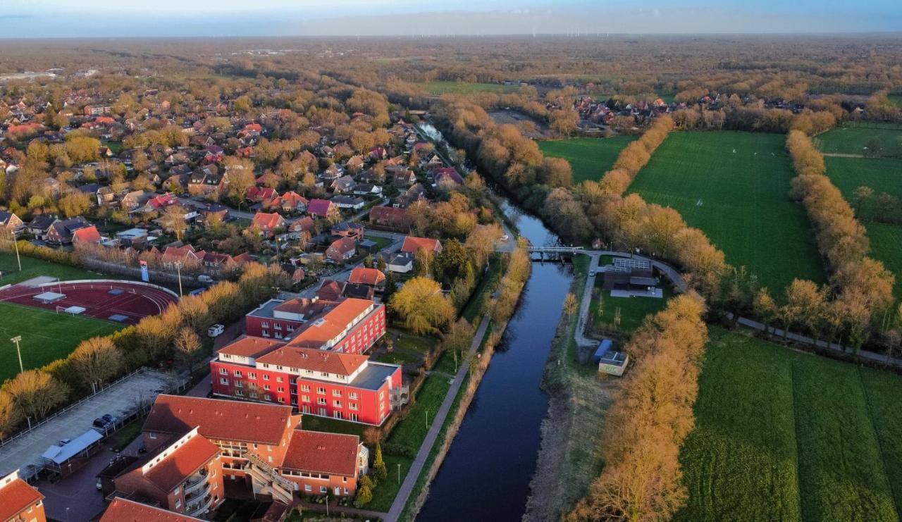 Boutique Hotel Lindenhof, Bed & Breakfast Aurich Exteriör bild